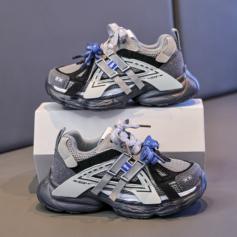 Factory Wholesale Trendy Children's Sports Shoes, Thick-Soled and Non-Slip, OEM/ODM Supported - Image 4